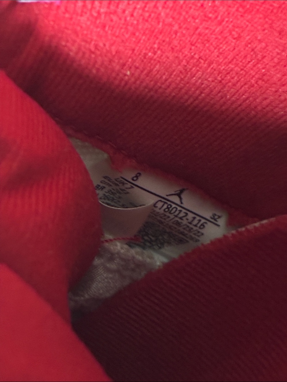 jordan 11 cherry size 8 men’s - Picture 3 of 6